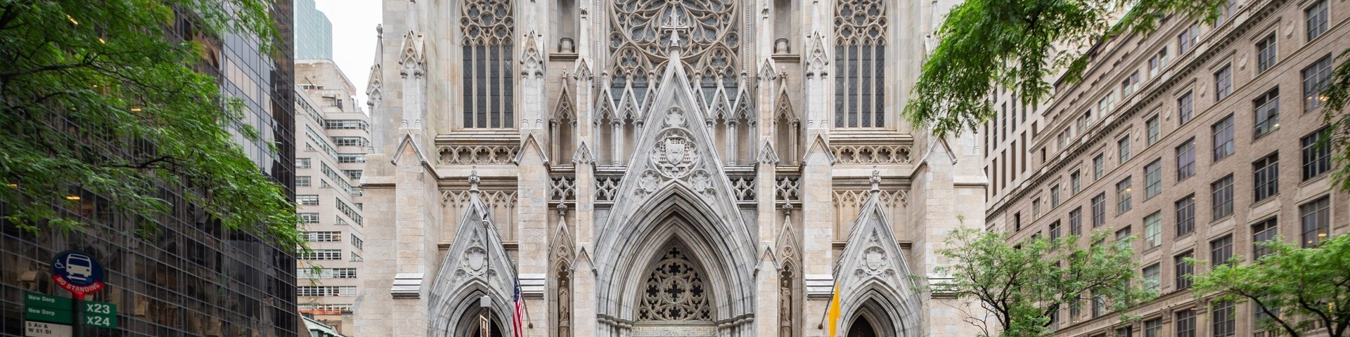 St Patrick\'s Old Cathedral which includes a city, street scenes and a church or cathedral