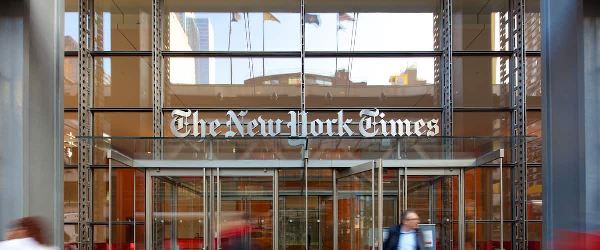 New York Times Building inclusief een stad en bewegwijzering