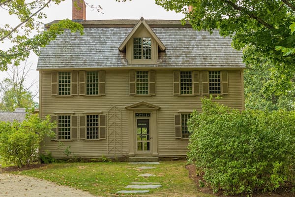 Old Manse showing heritage elements