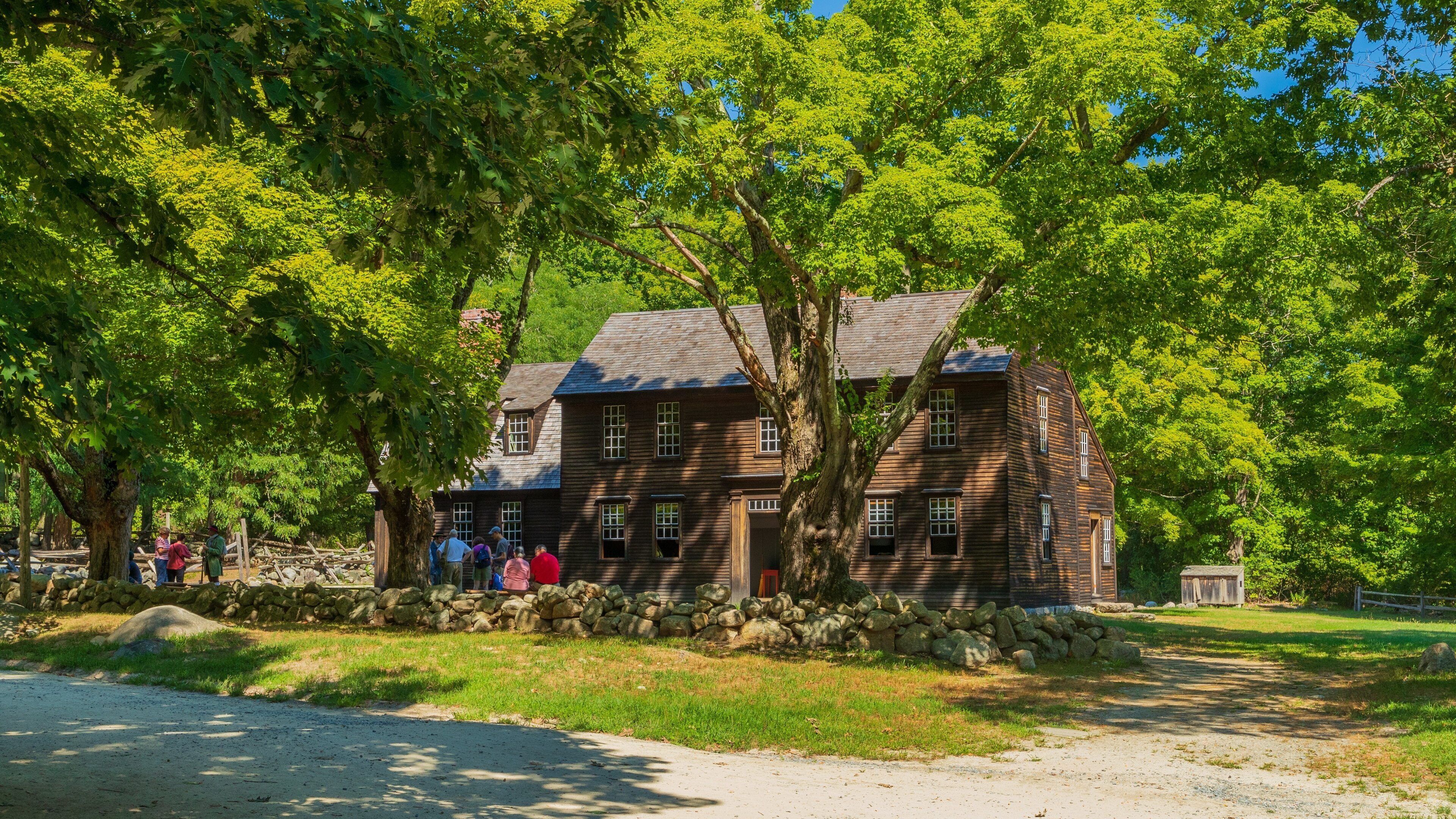 Minute Man National Historic Park showing heritage elements