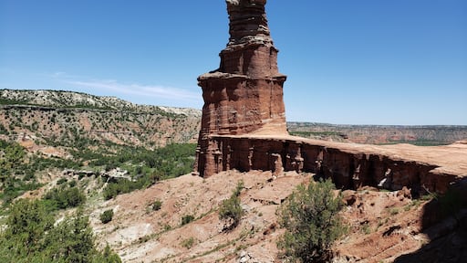 Lighthouse Trail is a must when visiting Palo Duro Canyon (the second largest canyon in the nation). The 6 mile-trail is moderate and good for all levels of hikers. Just be sure to bring plenty of water! Pro tip: try planning your trip in the summer! Even though it's hot, you can catch the TEXAS Outdoor Musical. #LifeatExpediaGroup