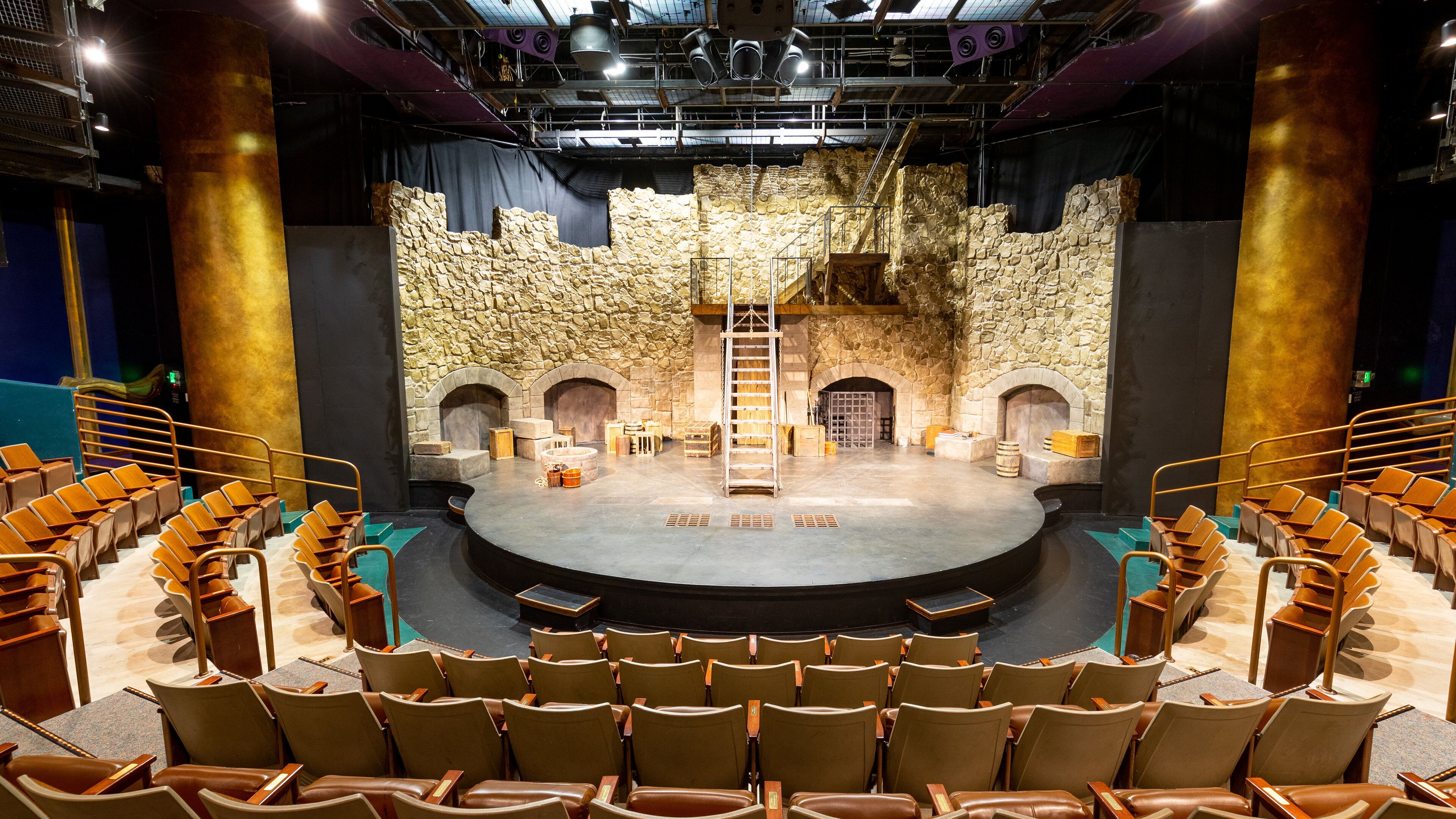 State Theater showing theater scenes and interior views