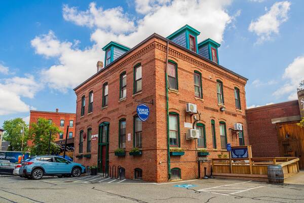 Samuel Adams Brewery showing heritage elements