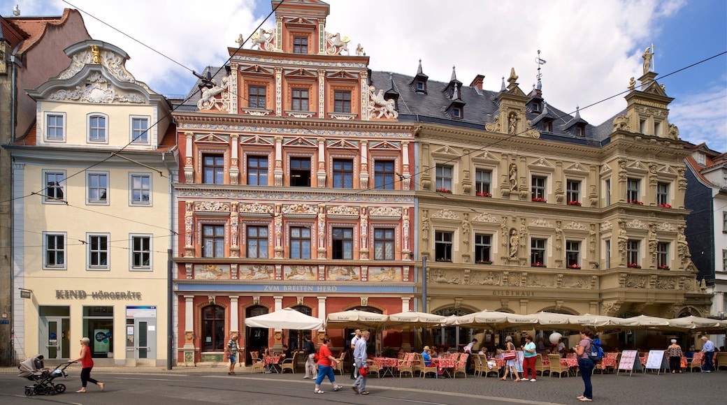 Gildehaus featuring street scenes and heritage elements as well as a small group of people