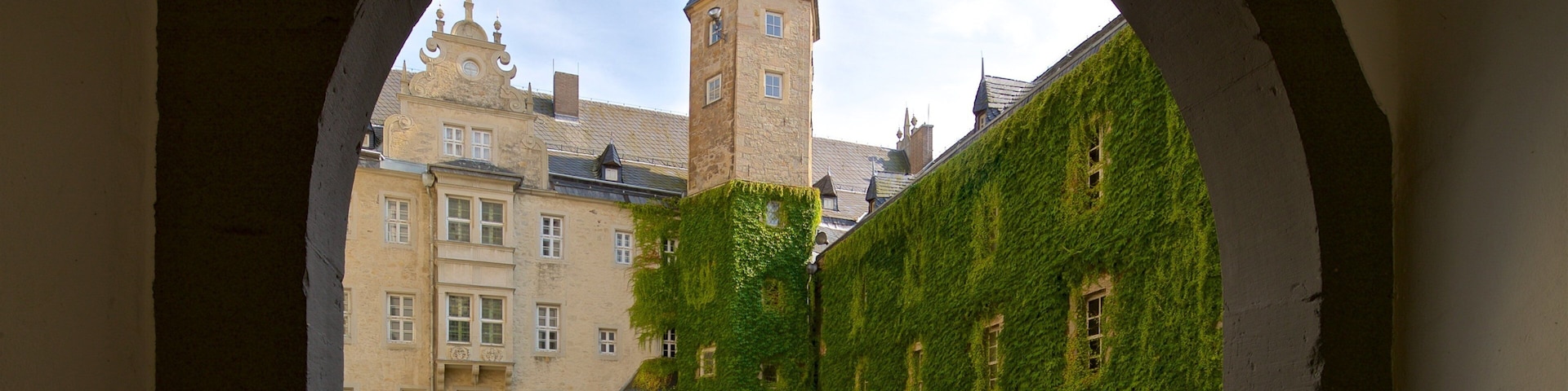 Schloss Wolfsburg caracterizando arquitetura de patrimônio