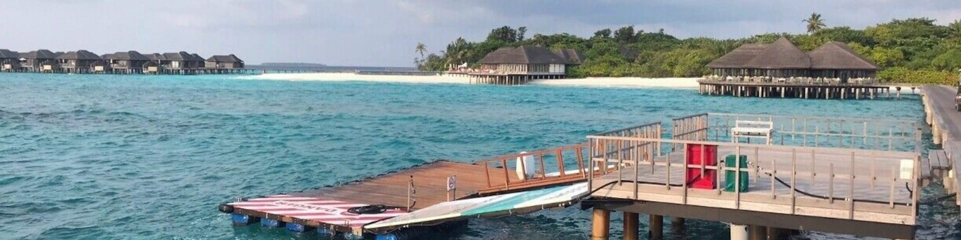 Fish Feeding in Maldives #LifeAtExpedia