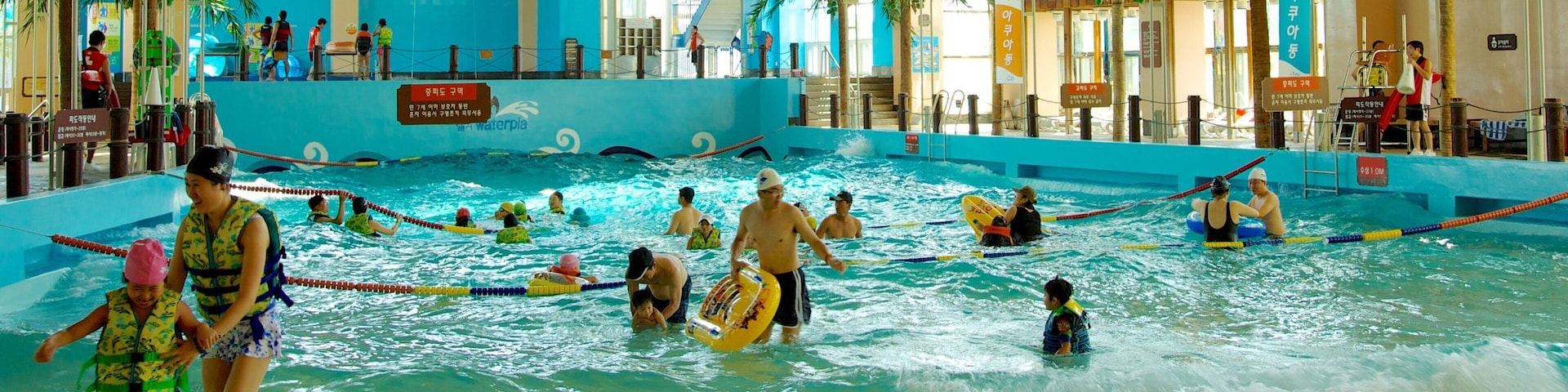 Sokcho featuring a pool, interior views and a waterpark