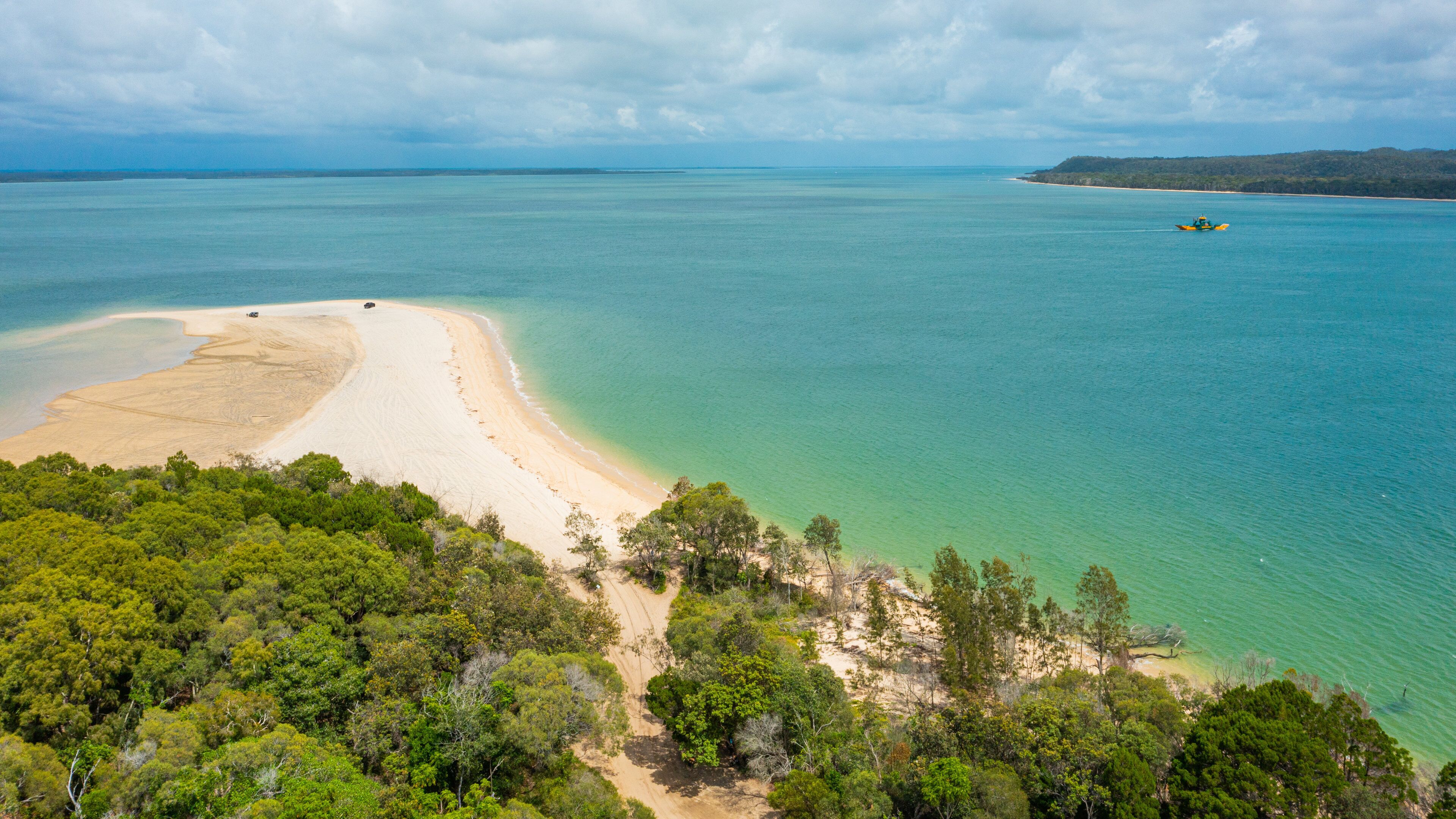 Inskip Point showing a beach, landscape views and general coastal views