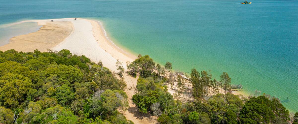Inskip Point showing a beach, landscape views and general coastal views