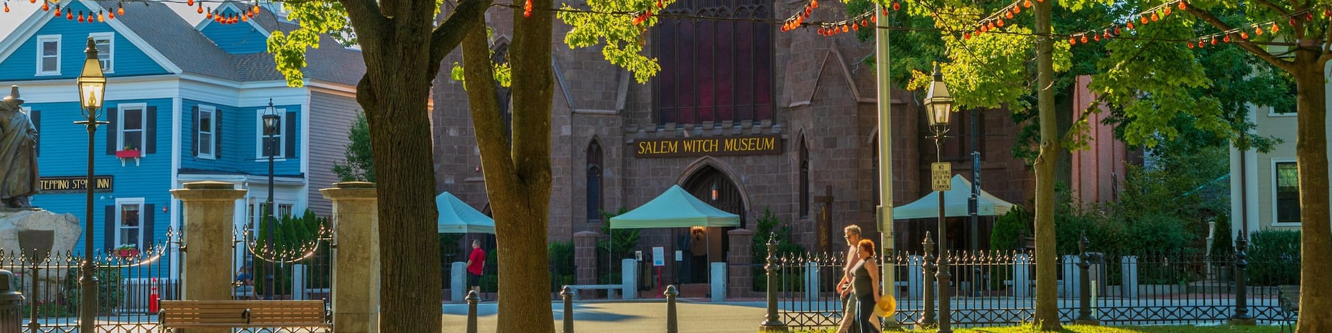 Salem Common showing a garden as well as a couple