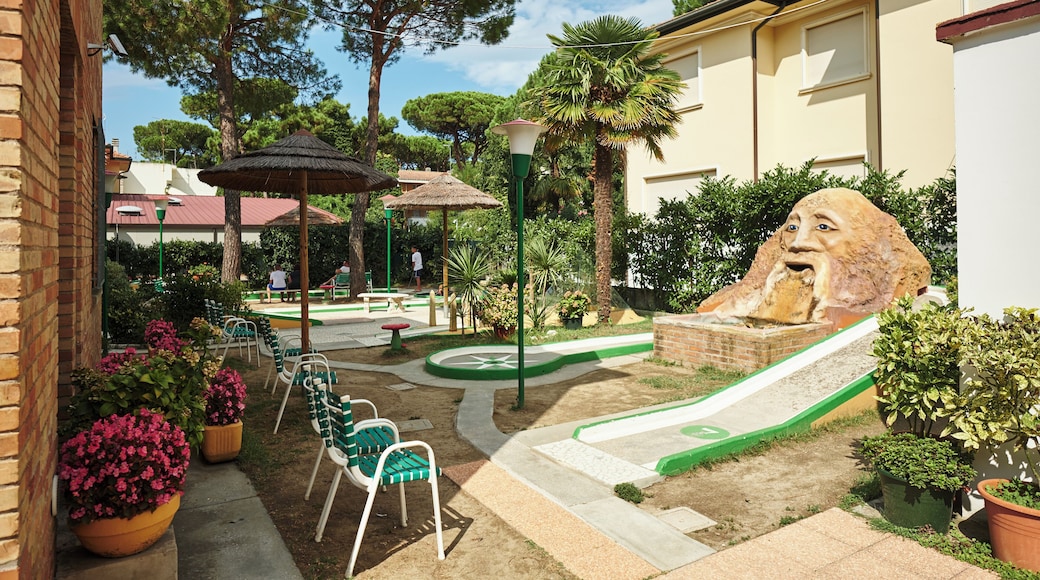 MilanoMarittima_MinigolfCentrale_553248621552322162_13