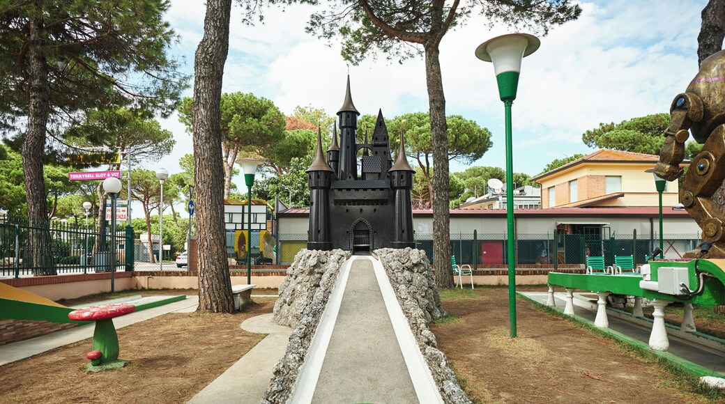 MilanoMarittima_MinigolfCentrale_553248621552322162_05