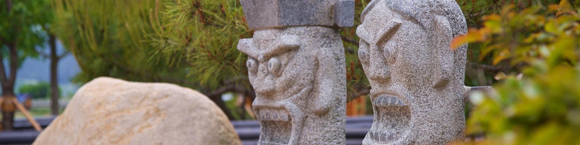 Gyeongju Gyochon Traditional Village which includes heritage elements