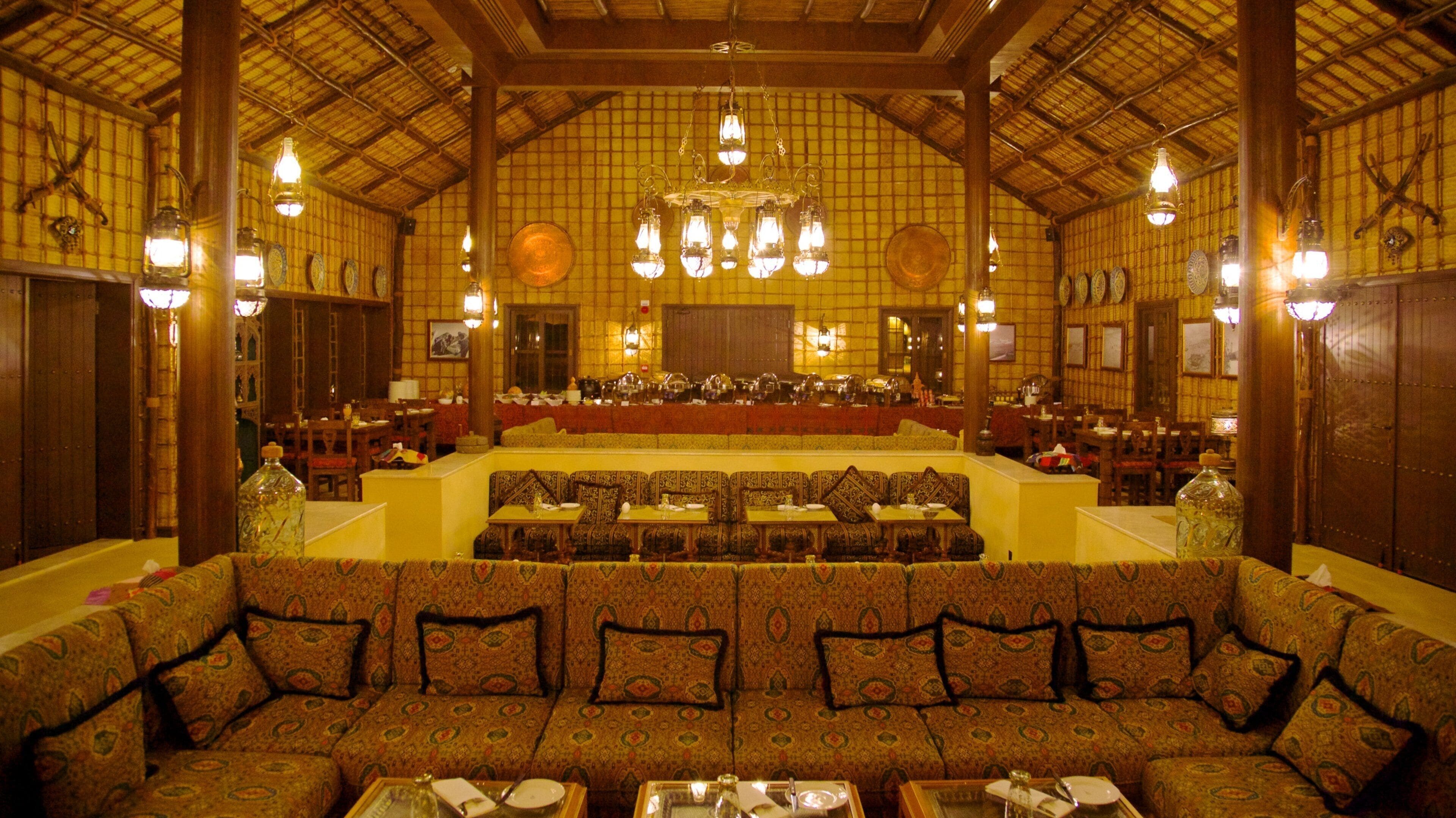 아부 다비 에미리트 이 포함 실내 전경 과 호텔