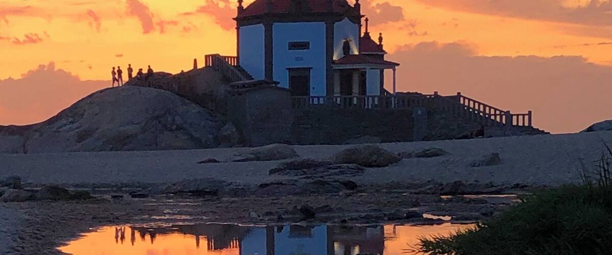 #lifeatexpedia
Love the beautiful sunsets and scenic places on the coast of Portugal!