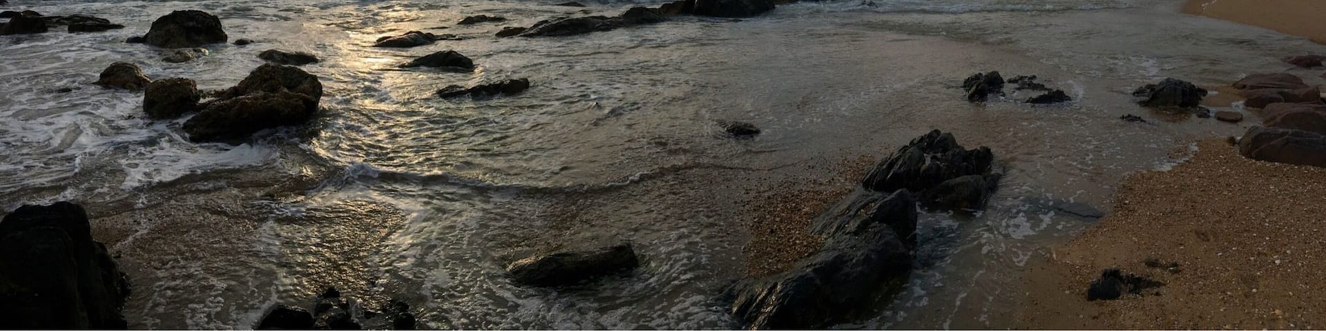 Chapel on a rock.
#BeachTips
Vila Nova de Gaia
Portugal