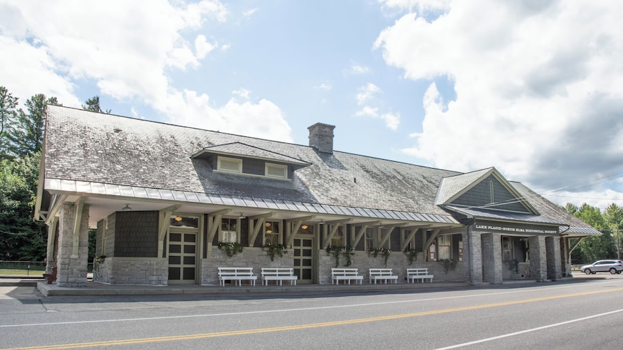 LakePlacid_LakePlacidAdirondackScenicRailroadStation_553248621532665425-4
