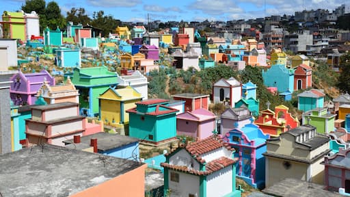 Cimetière Coloré Chichicastenango Guatemala