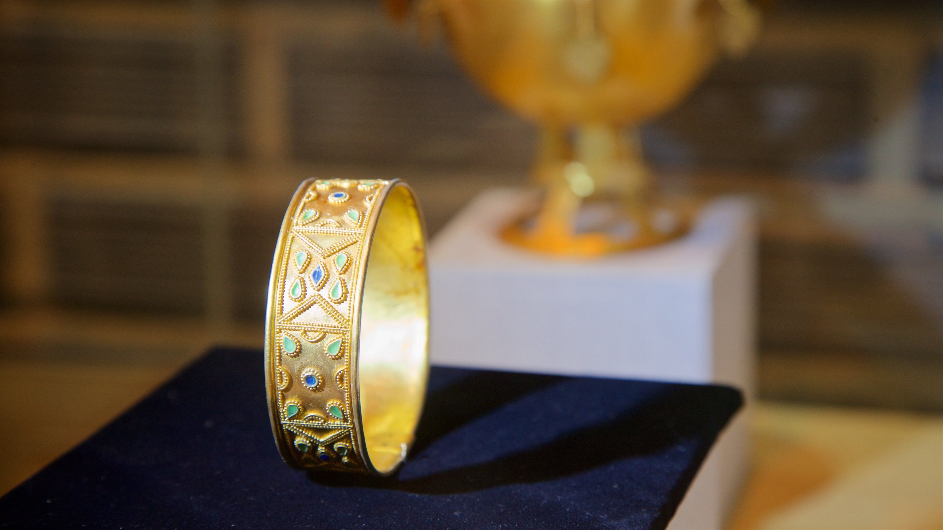 Silla Arts And Science Museum which includes heritage elements