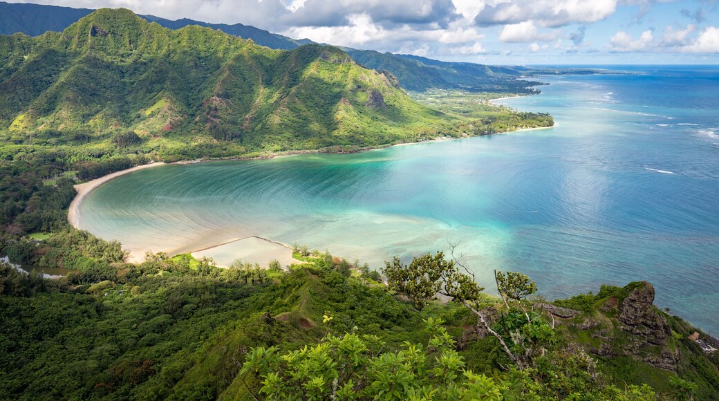 Kahana Bay Beach Park