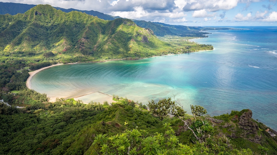 Kahana Bay Beach Park