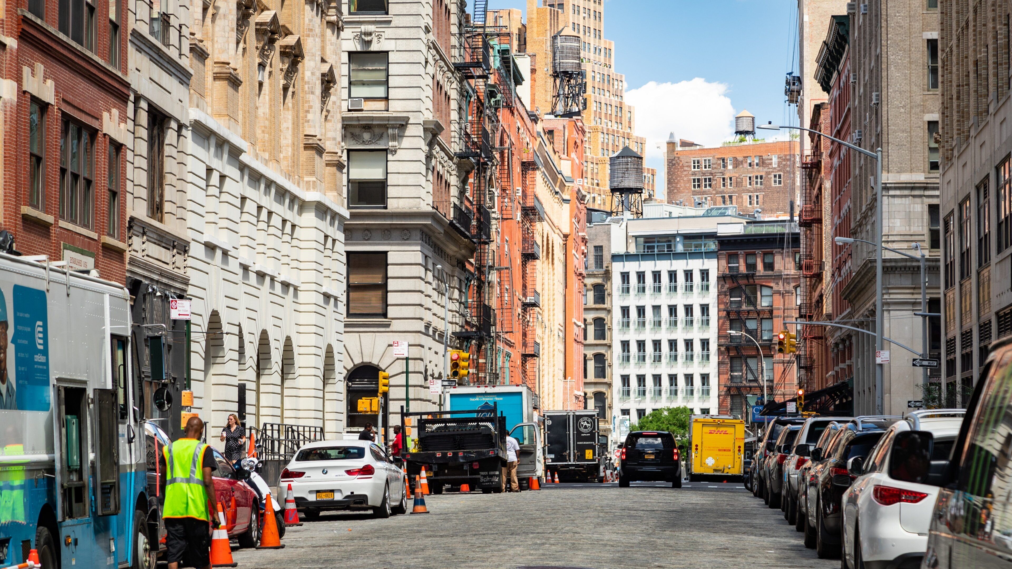 Tribeca featuring a city and street scenes