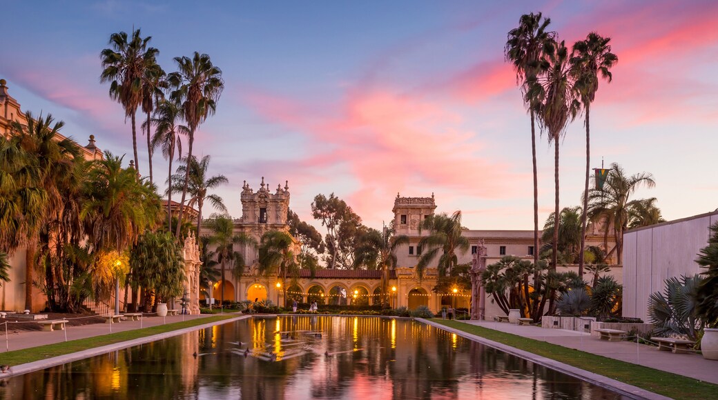 Casa De Balboa at sunset, Balboa Park, San Diego USA
