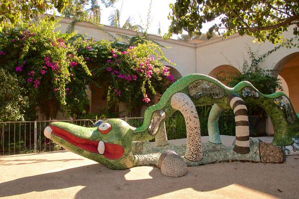 Alcazar Garden which includes outdoor art