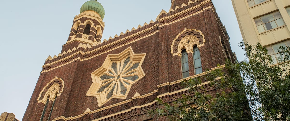 Immaculate Conception Church showing heritage architecture