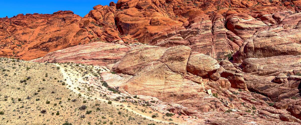 Wonderful Red Rock Canyon in Nevada - travel photography