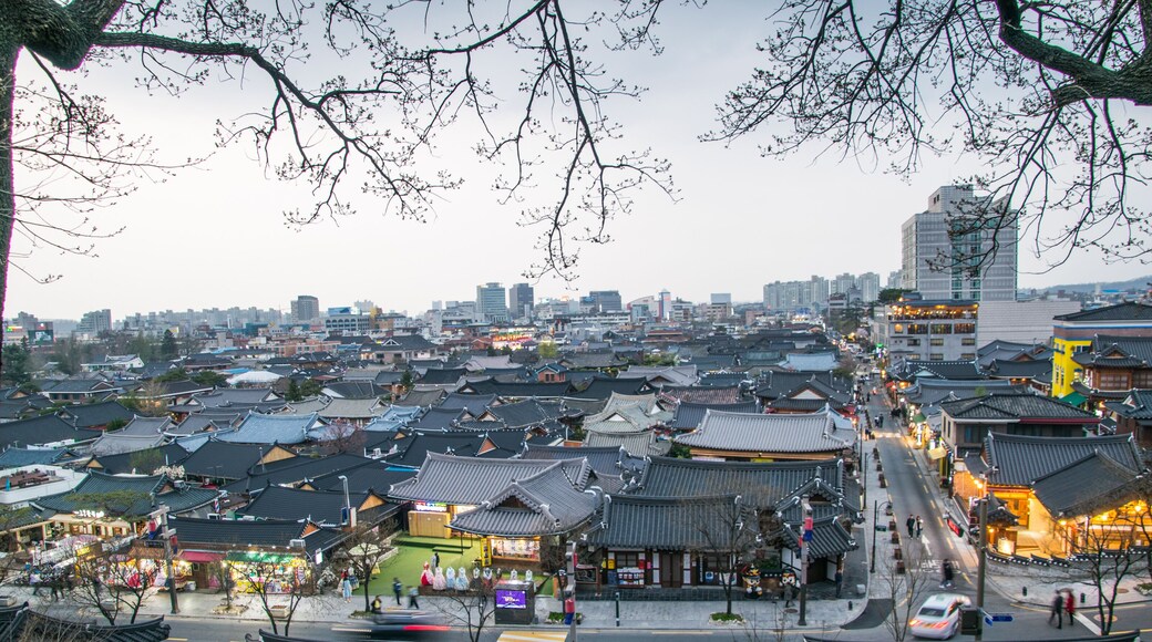 Old Houses in Omokdae, Jeonju