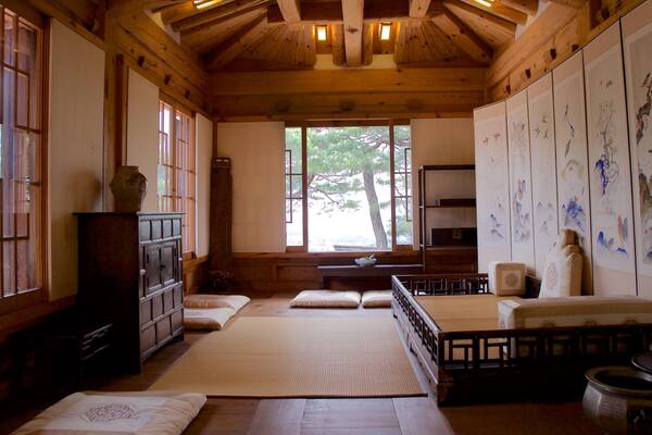 Koreanisches Möbelmuseum das einen Innenansichten