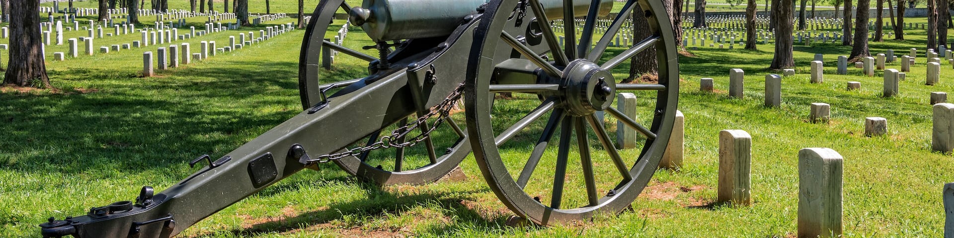 Cannon At The Stones River National Battlefield And Cemetery