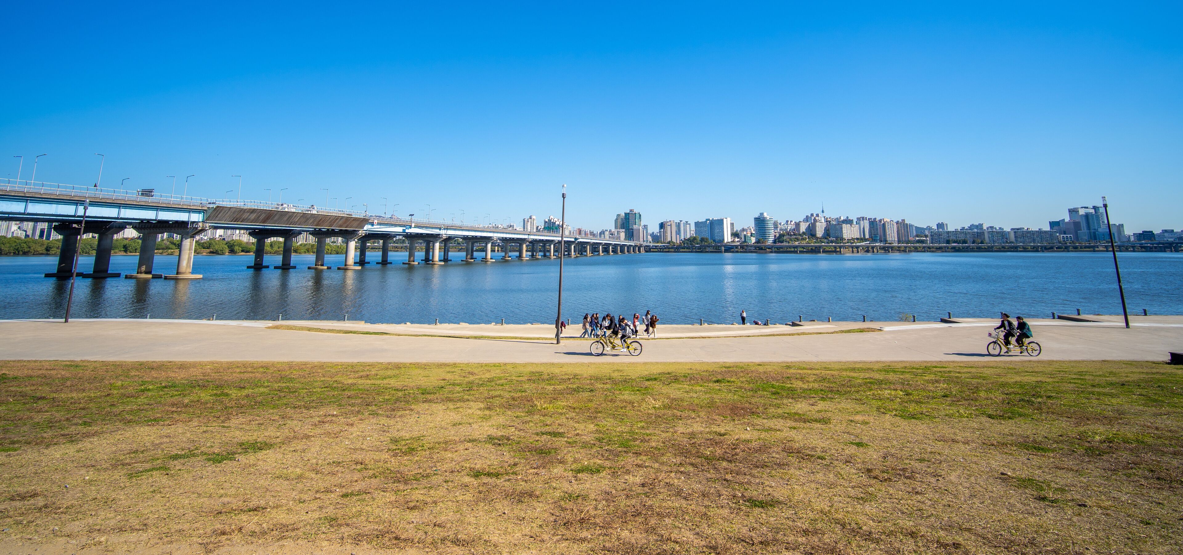 SEOUL, SOUTH KOREA -OCTOBER 19, 2018 : Seoul Hangang Park at Yeouido with Relaxation on the Han River in public.