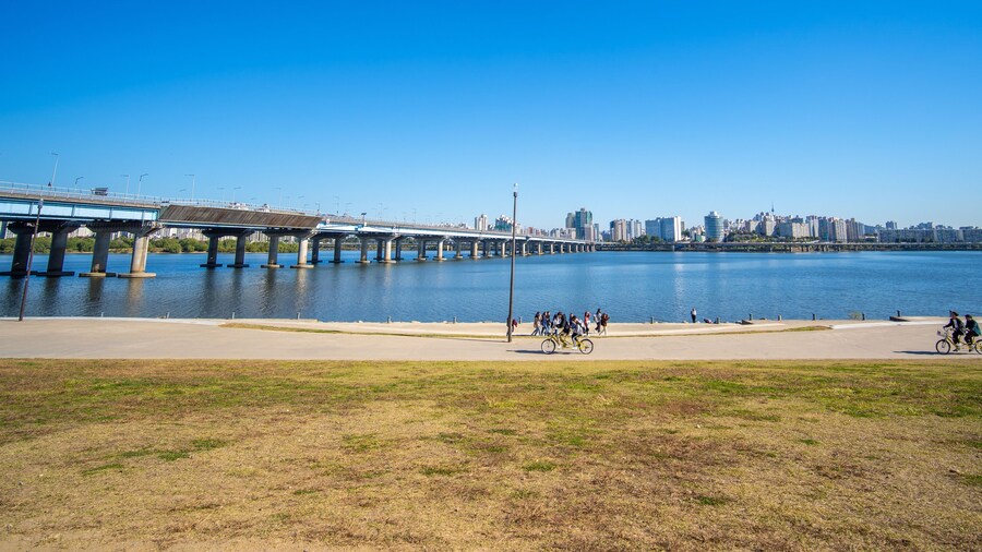 SEOUL, SOUTH KOREA -OCTOBER 19, 2018 : Seoul Hangang Park at Yeouido with Relaxation on the Han River in public.