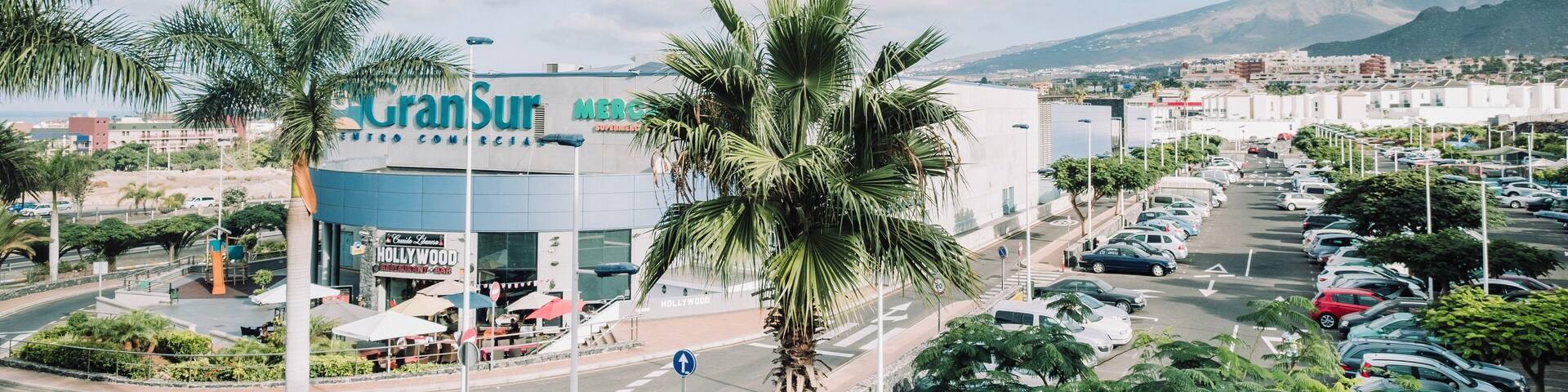 CostaAdeje_GranSurShoppingCenter_553248621555874979 - 1