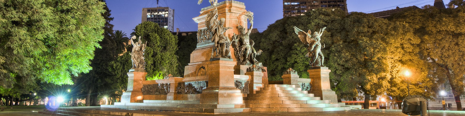 Sunset at General San Martin Monument