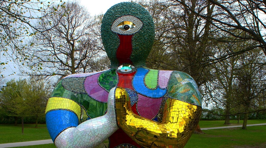 Henry Moore donated many of his sculptures to help set up this wonderful space, in acres of open space, a good day out that mixes the open air and large scale art