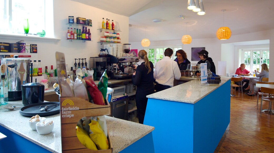 Colchester toont interieur en cafésfeer