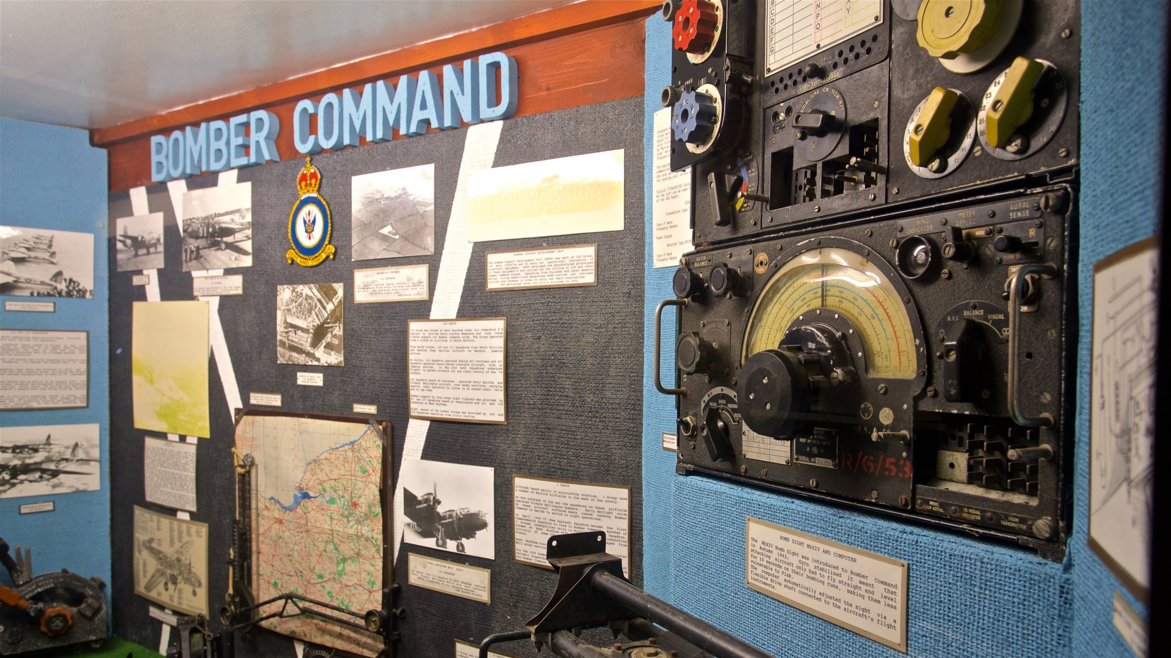 諾威治市航空博物館 设有 內部景觀