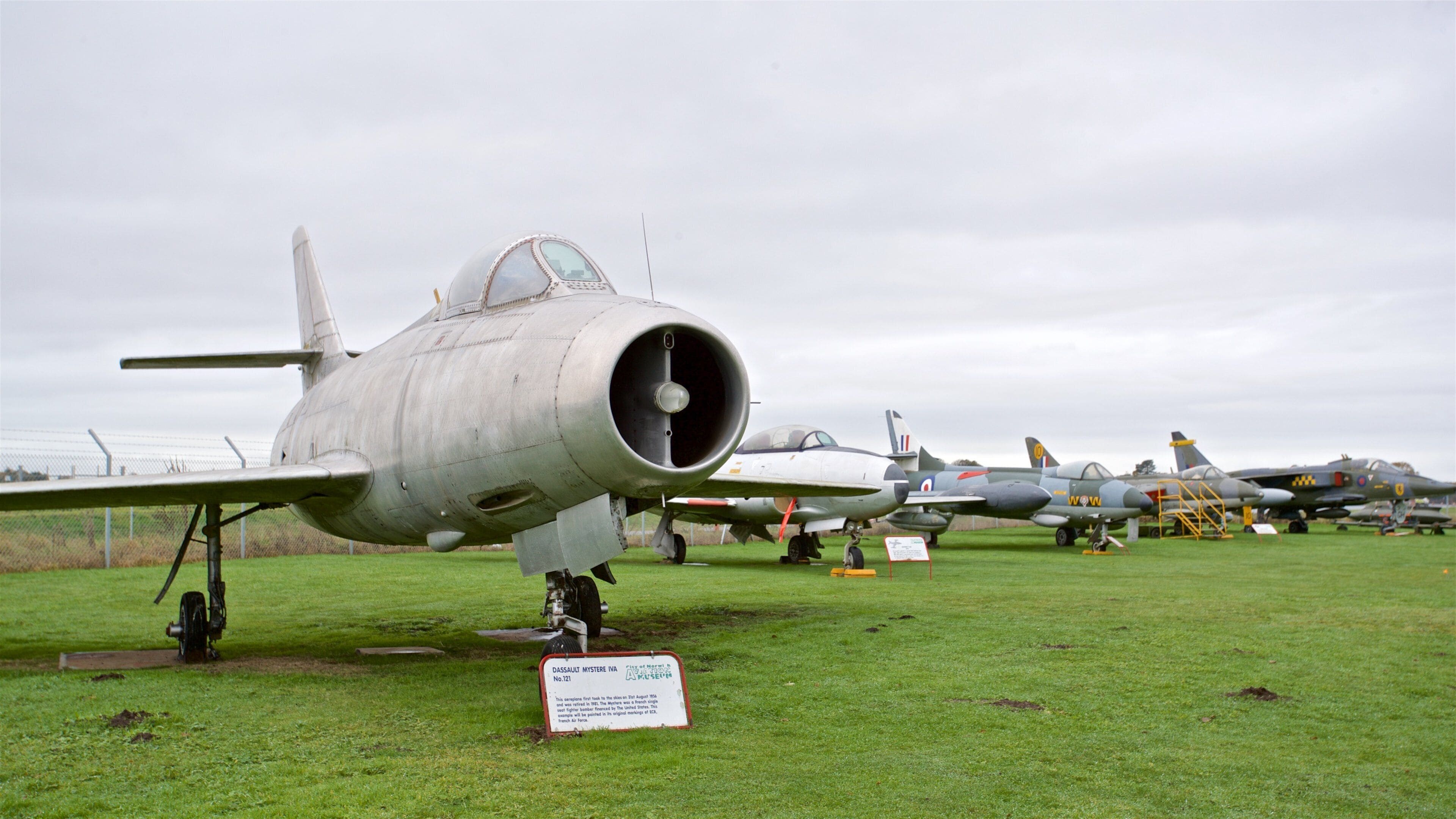 City of Norwich Aviation Museum toont militaire voorwerpen en vliegtuigen