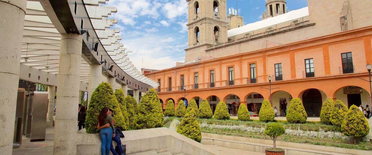 Toluca which includes heritage architecture as well as a couple