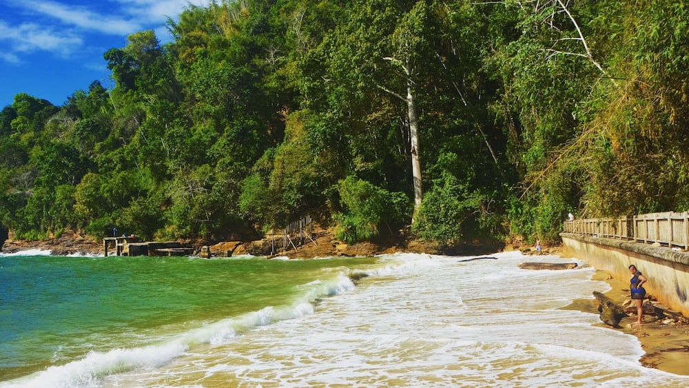 The usually calm bay was overrun by massive waves last
Friday but it still painted a beautiful picture.