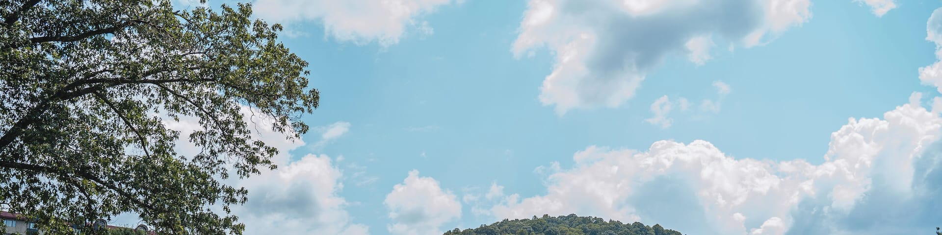 Asheville_GroveParkCountryClub_553248621557934243_01