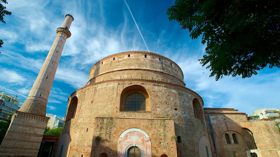 Thessaloniki showing heritage architecture and views