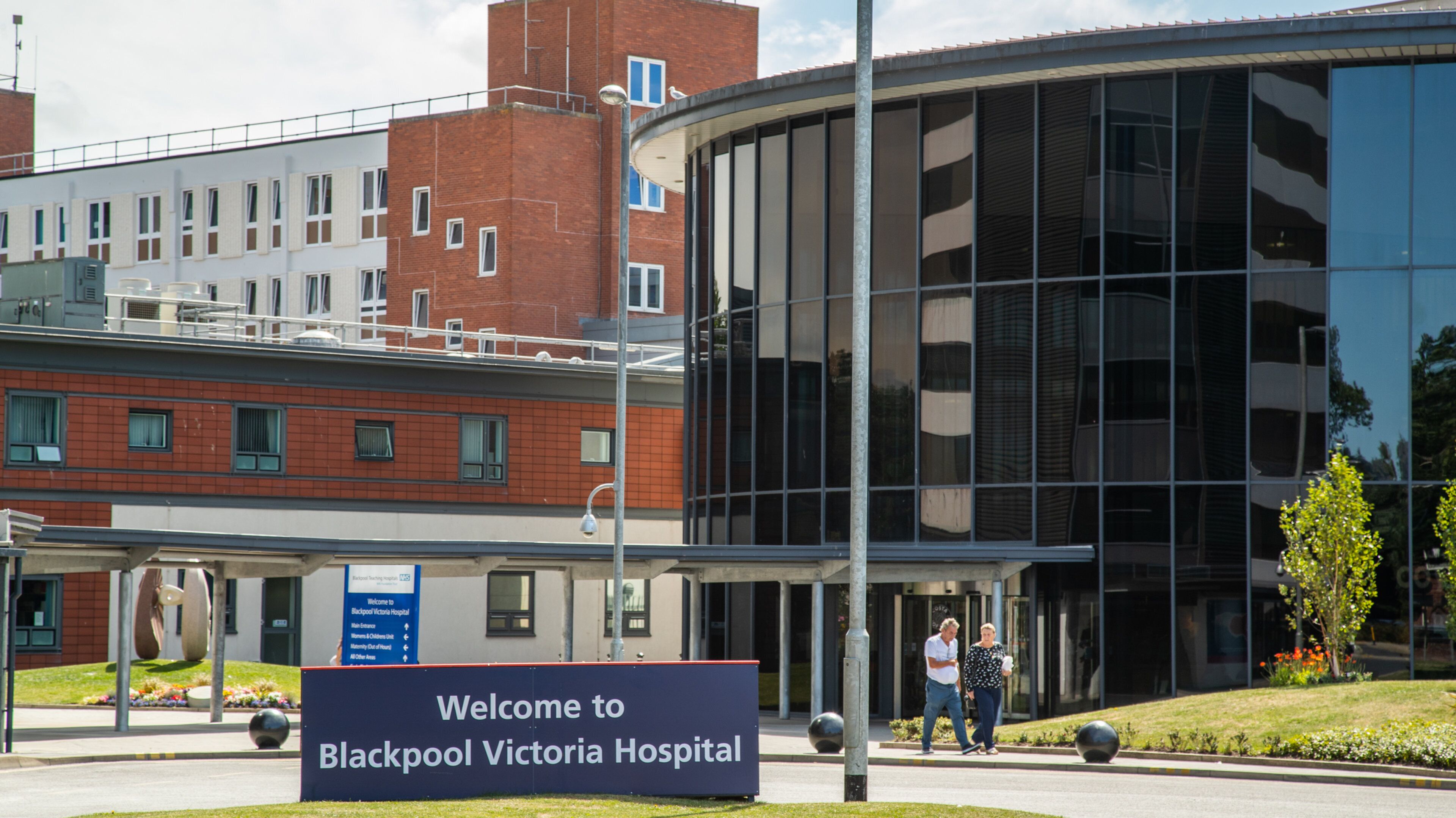 Victoria Hospital showing signage