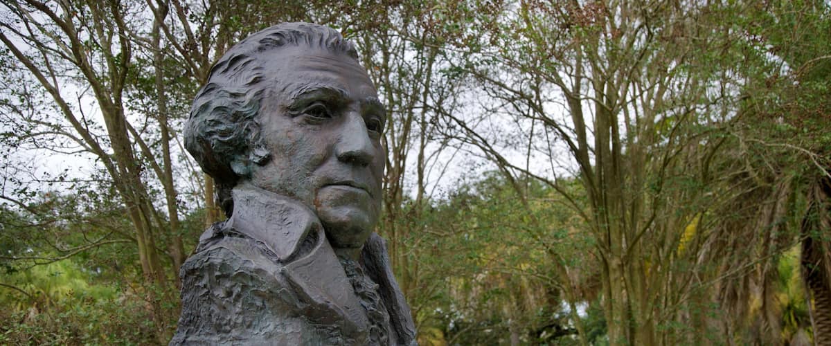 Arsenal Park og byder på en statue eller en skulptur