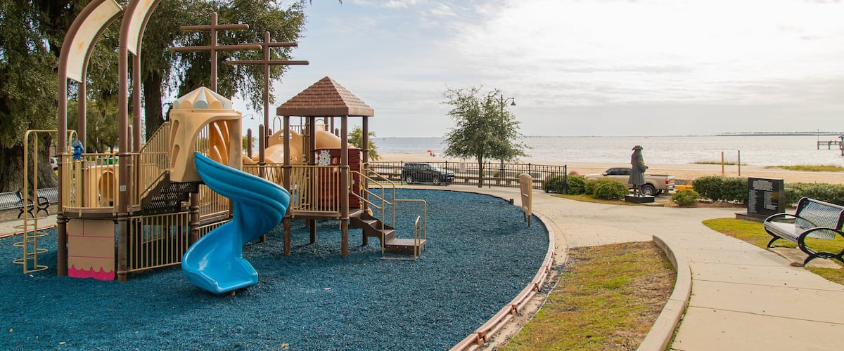 Fort Maurepas Park