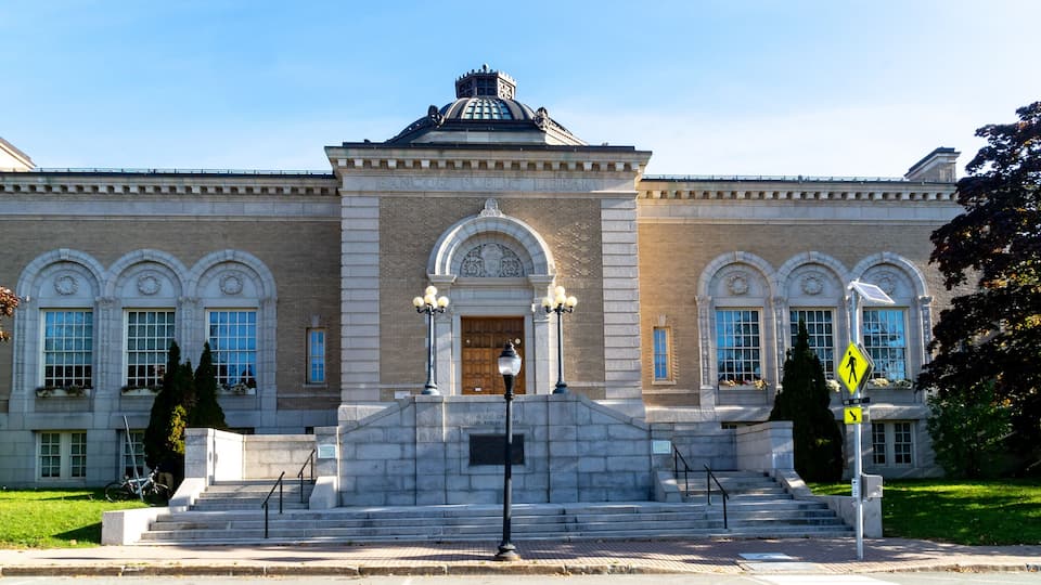 Bangor, ME - USA - Oct. 12, 2021: Horitzontal view of the Bangor Public Library. Built in 1911 in Early Modernist Architecture by Peabody and Stearns.