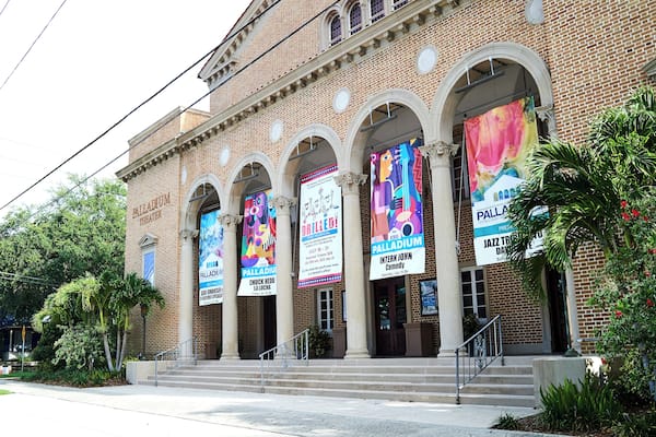 StPetersburg_ThePalladiumatCollege_553248621558114479_03